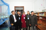 （图）内地新疆高中班优秀学生家长代表团来到江苏省口岸中学考察宣讲 - 民族宗教