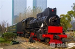 南京停运绿皮火车变身城市景观 供休闲购物 - 江苏音符