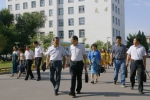 王成斌副厅长率江苏教育专家
赴新疆伊犁讲学送教 - 教育厅