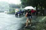 昨天中午，南京市区下起了大雨，带来一阵清凉 - 新浪江苏
