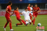 15日，2017亚足联U19女足锦标赛首场比赛在南京打响，中国队2比0战胜乌兹别克斯坦队。　泱波 摄 - 江苏新闻网