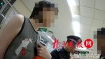 南京女子酒后态度嚣张辱骂警察“你不敢把我怎样” - 新浪江苏