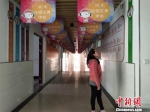 留学生在校园实训处。　魏佳文 摄 - 江苏新闻网