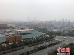 图为23日南京上空，随着冷空气来袭，雾霾较前些天有所好转。　杨颜慈　摄 - 江苏新闻网