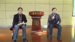 武港山书记和周志华主任正在回答记者问题 - 新浪江苏