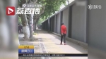 网友称，涂鸦墙被粉刷后显得格外单调。 江苏卫视视频截图 - 新浪江苏