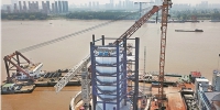 南京长江五桥塔墩“浮”出江面 将于二〇二〇年底建成通车 - 江苏音符