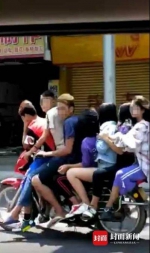 一辆摩托车上共坐7人 男子因无证驾驶被拘10天 - 新浪江苏