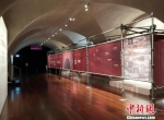 《南京长江大桥记忆计划》在英国伦敦设计双年展上代表中国大陆地区展出。被访者供图 - 江苏新闻网