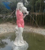 小区摆设美女洗浴雕塑引热议 - 新浪江苏