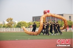 舞出“龙马精神”。杜杨 摄 - 江苏新闻网