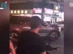 泰州一男子酒后驾车连撞11车 司机在车内昏睡被民警当场控制 - 新浪江苏