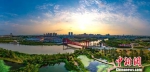 扬州用5年时间建成350多个公园，整个城市变成了一个“瘦西湖大景区”。　刘江瑞 摄 - 江苏新闻网