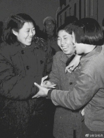 一元钱上的拖拉机奶奶逝世：系中国首位女拖拉机手 - 新浪江苏