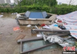 南京被指违规建设在大堤内部的餐厅和酒吧，被连夜拆除。　葛勇　摄 - 江苏新闻网
