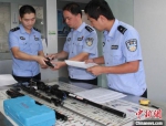 江苏南通特大网络贩枪案告破。警方供图 - 江苏新闻网