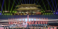 28日晚，“2020运河文化嘉年华”开幕式在扬州举行。　泱波　摄 - 江苏新闻网