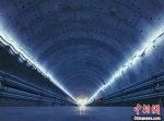 位于长江江底的过江隧道。中交隧道局供图 - 江苏新闻网