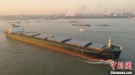 未来，9万吨大型海轮可直达南京。　牛志勇　摄 - 江苏新闻网