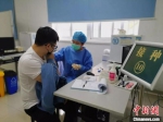 昆山台胞接种新冠疫苗加强针。　昆山市台协会供图 - 江苏新闻网