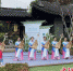 5月19日，扬州在中国旅游日扬州分会场活动上展演地方文艺，扬州弹词《大路朝天任你走》。 - 江苏新闻网