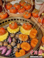 烤柿子。　受访者供图 - 江苏新闻网