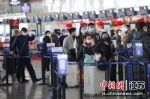 春节将至 南京机场迎来客流高峰 - 江苏新闻网